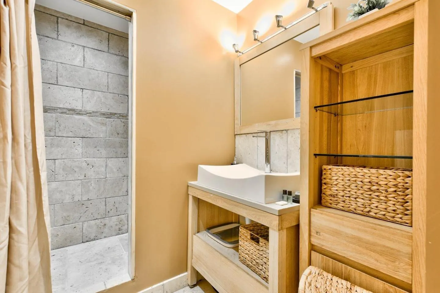 Suite Alexandrie Paris 0*,  France